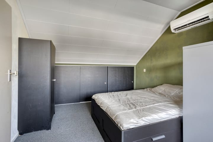 Photo 33 of Mercurius 7