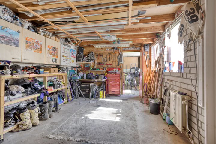 Photo 44 of Mercurius 7