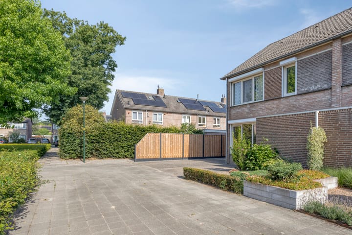 Photo 47 of Mercurius 7