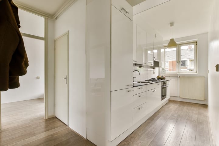 Foto 10 van Honselersdijkstraat 6-3