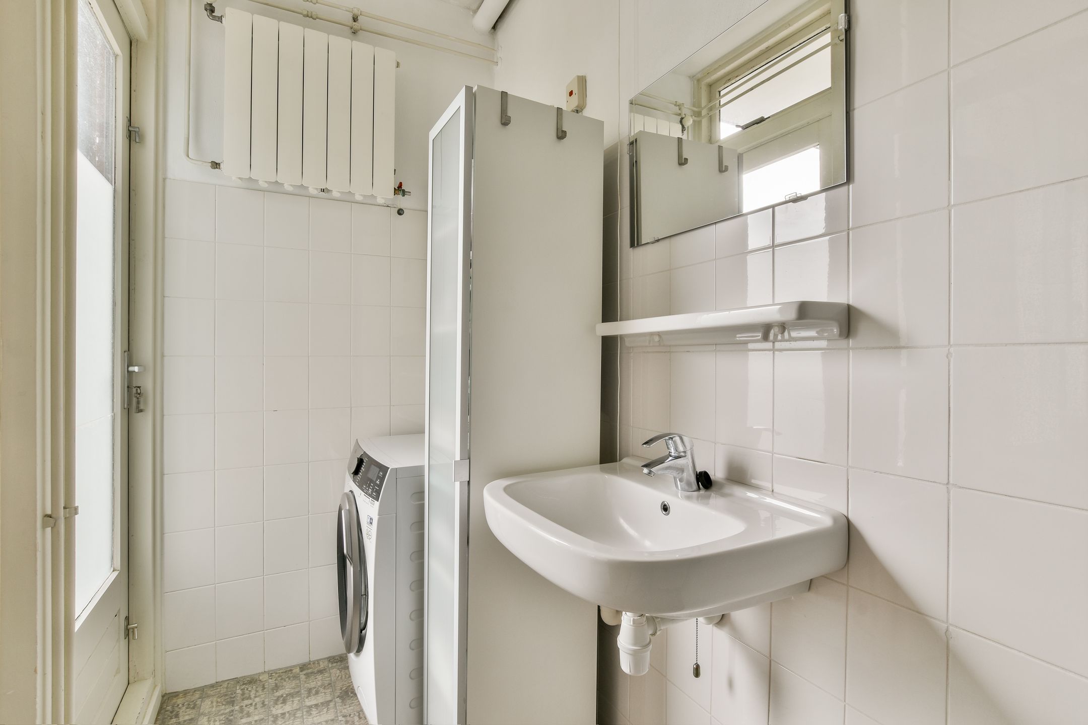 Foto 15 van Honselersdijkstraat 6-3