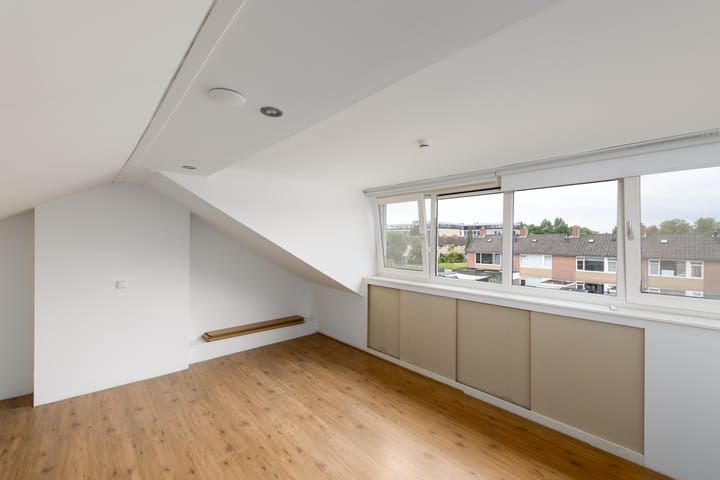 Photo 3 of Lidlum 7