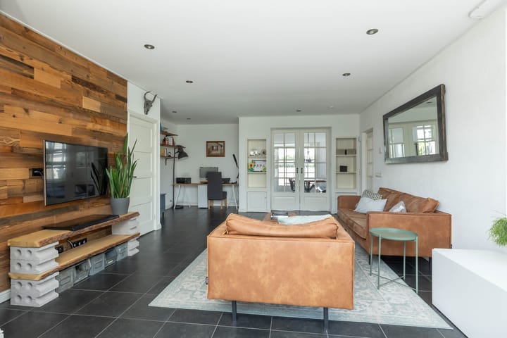 Foto 3 van Mr. Harm Smeengeweg 21