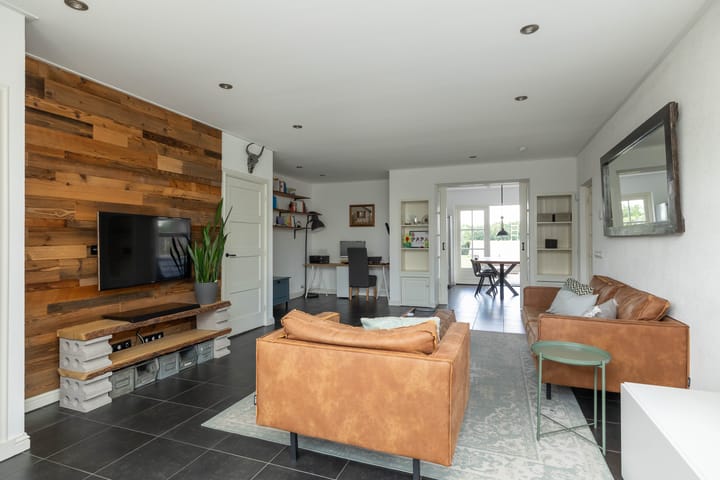 Foto 9 van Mr. Harm Smeengeweg 21