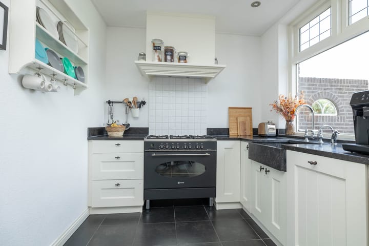 Foto 20 van Mr. Harm Smeengeweg 21