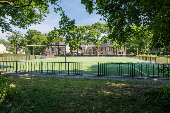 Foto 44 van Van Breestraat 31