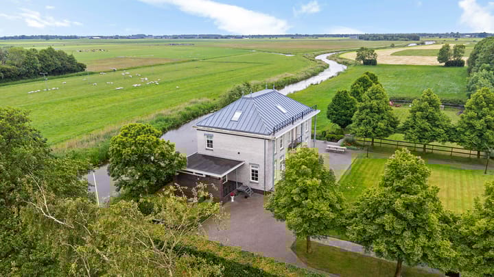 Photo 2 of Stationsweg 10-B