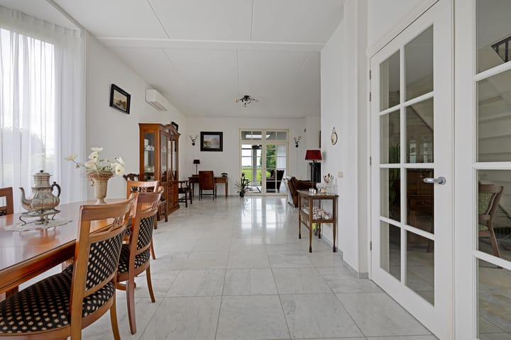 Photo 12 of Stationsweg 10-B