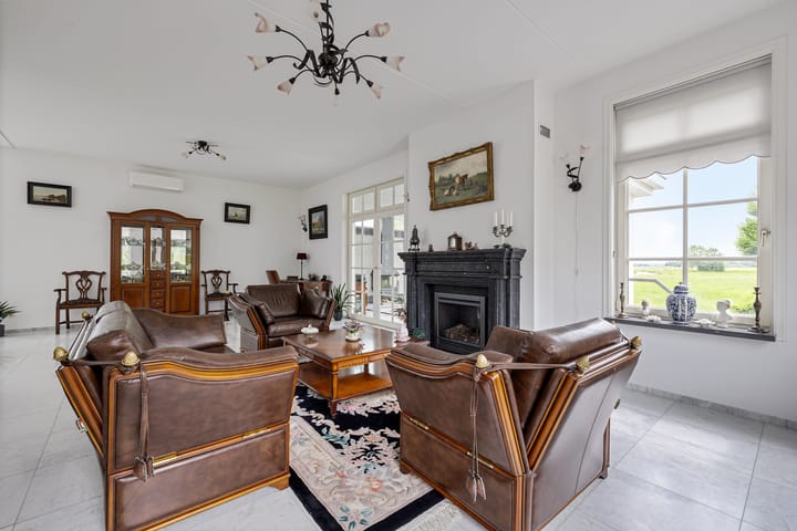 Photo 18 of Stationsweg 10-B