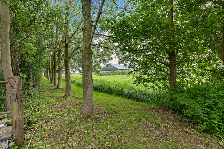 Photo 67 of Stationsweg 10-B