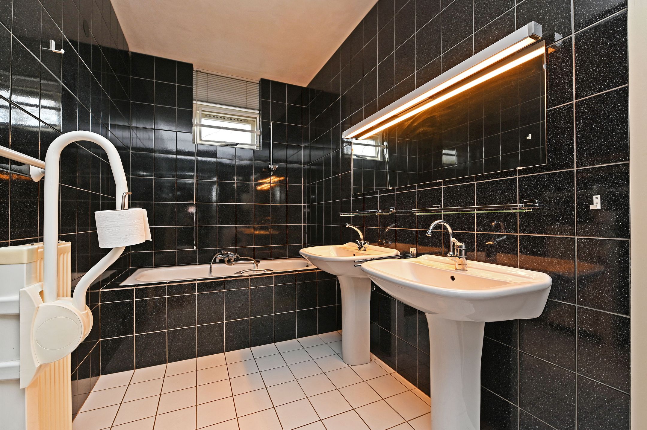 Foto 36 van Corry Vonklaan 6