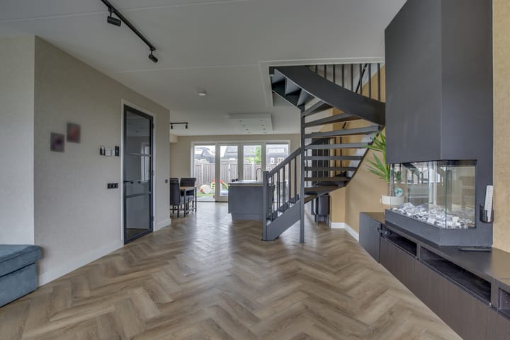 Foto 18 van De Wierse 10