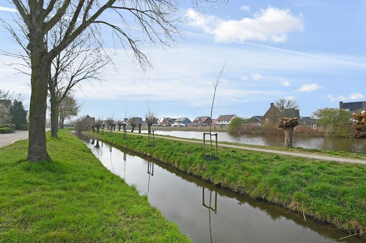 Foto 64 van Corry Vonklaan 6