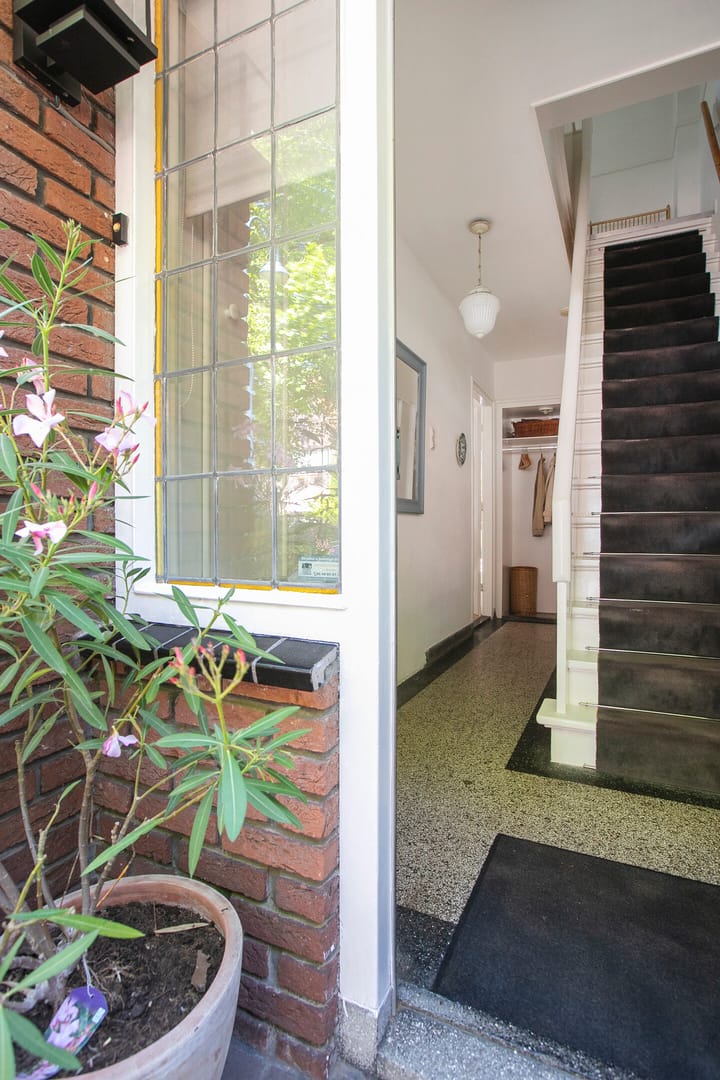 Foto 7 van Burgemeester G.R. Vonklaan 27