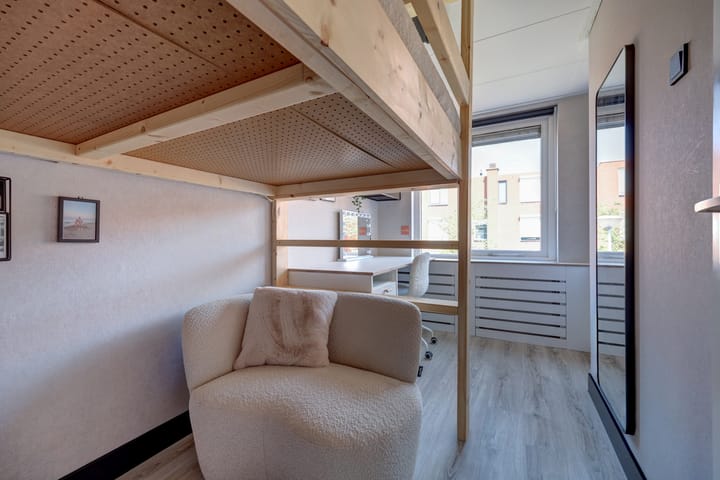 Foto 26 van Meidoornhof 13