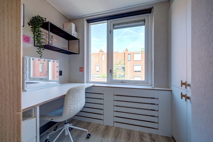 Foto 28 van Meidoornhof 13