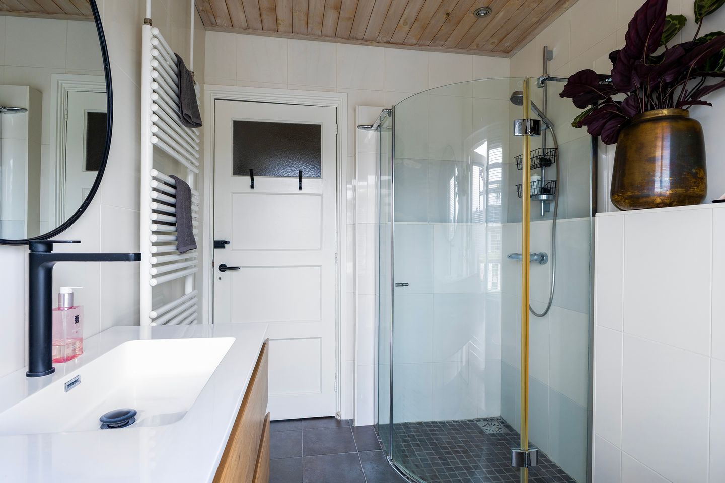 Foto 49 van Groningerstraatweg 98