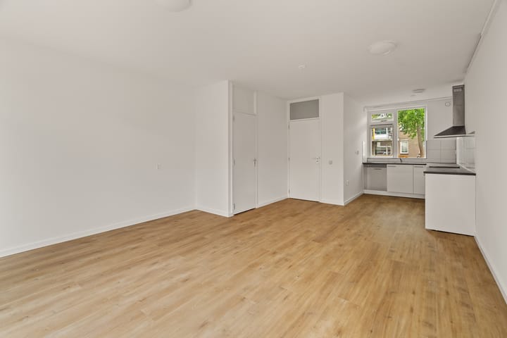 Photo 8 of Lelieveld 111