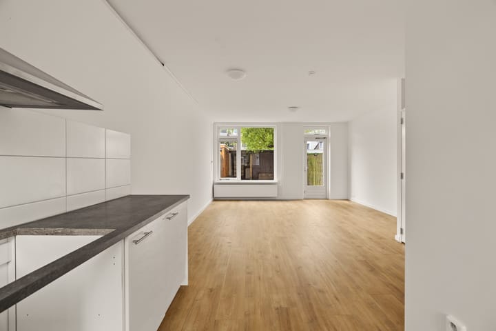 Photo 10 of Lelieveld 111