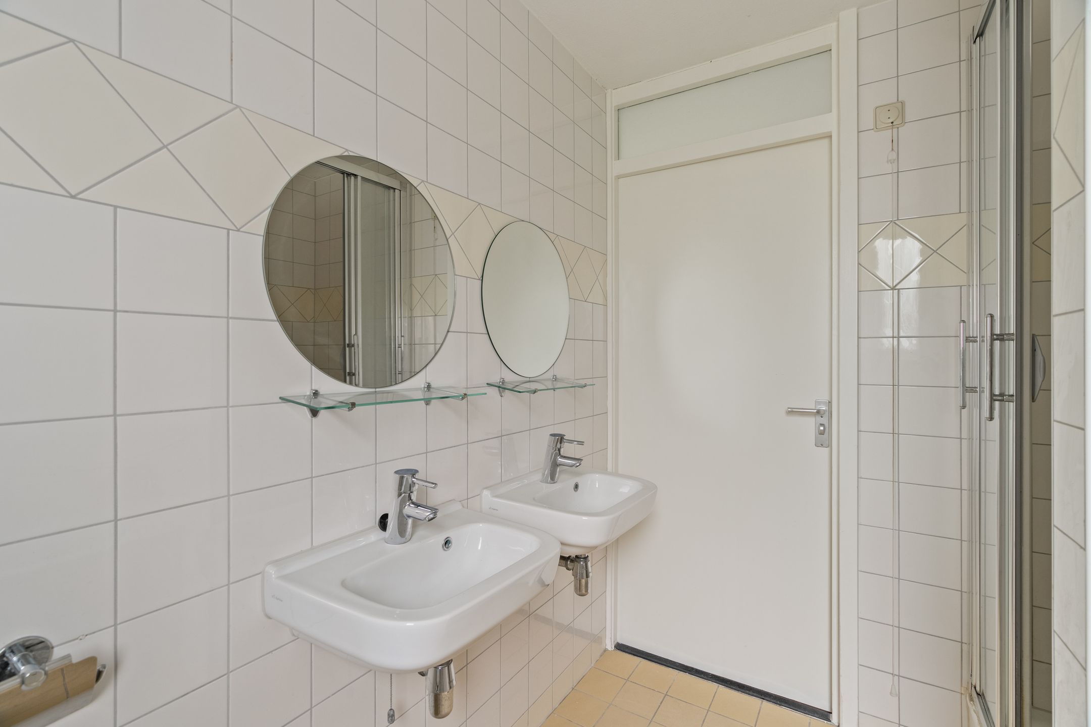 Photo 12 of Lelieveld 111