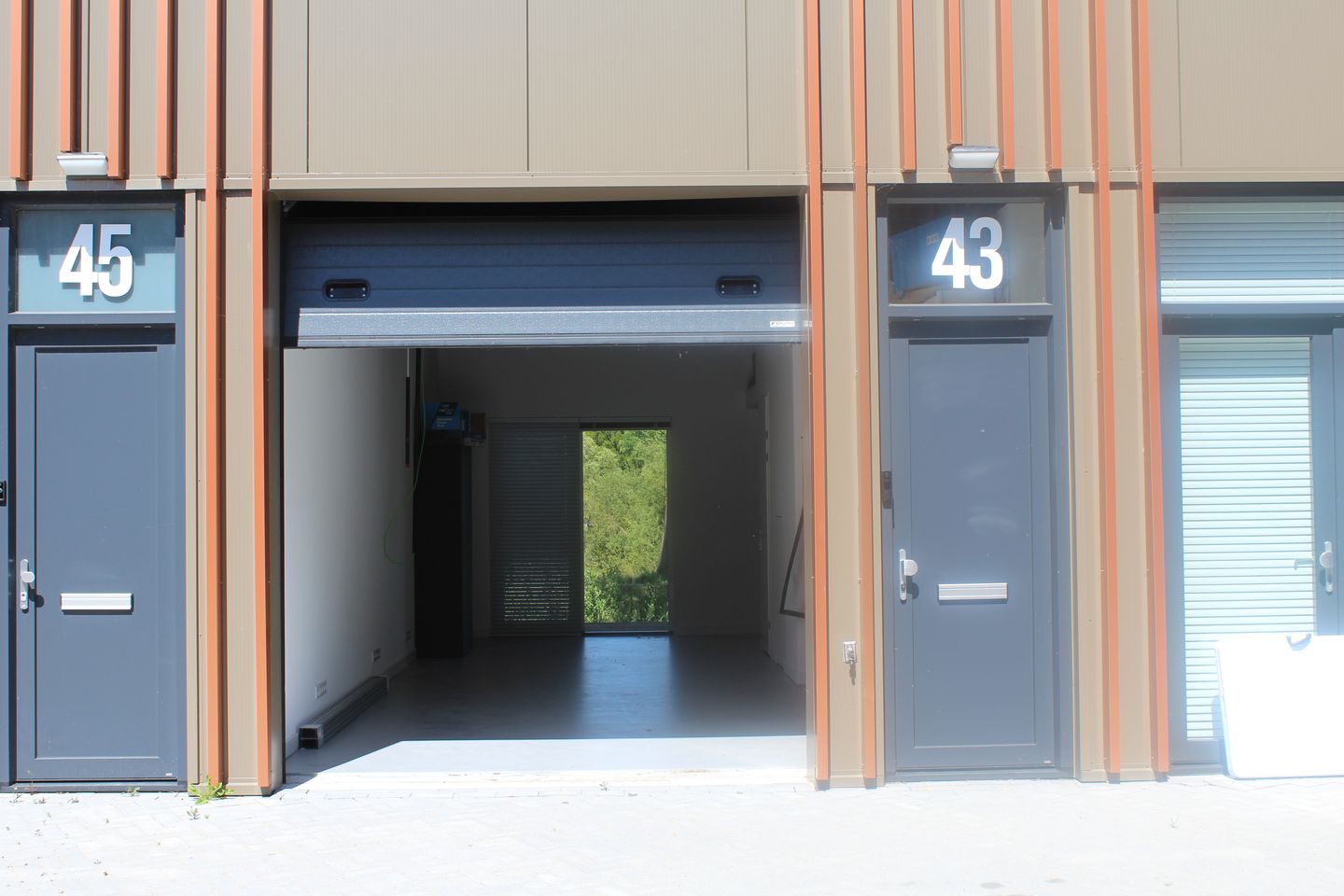 View photo 3 of Nikkelweg 43