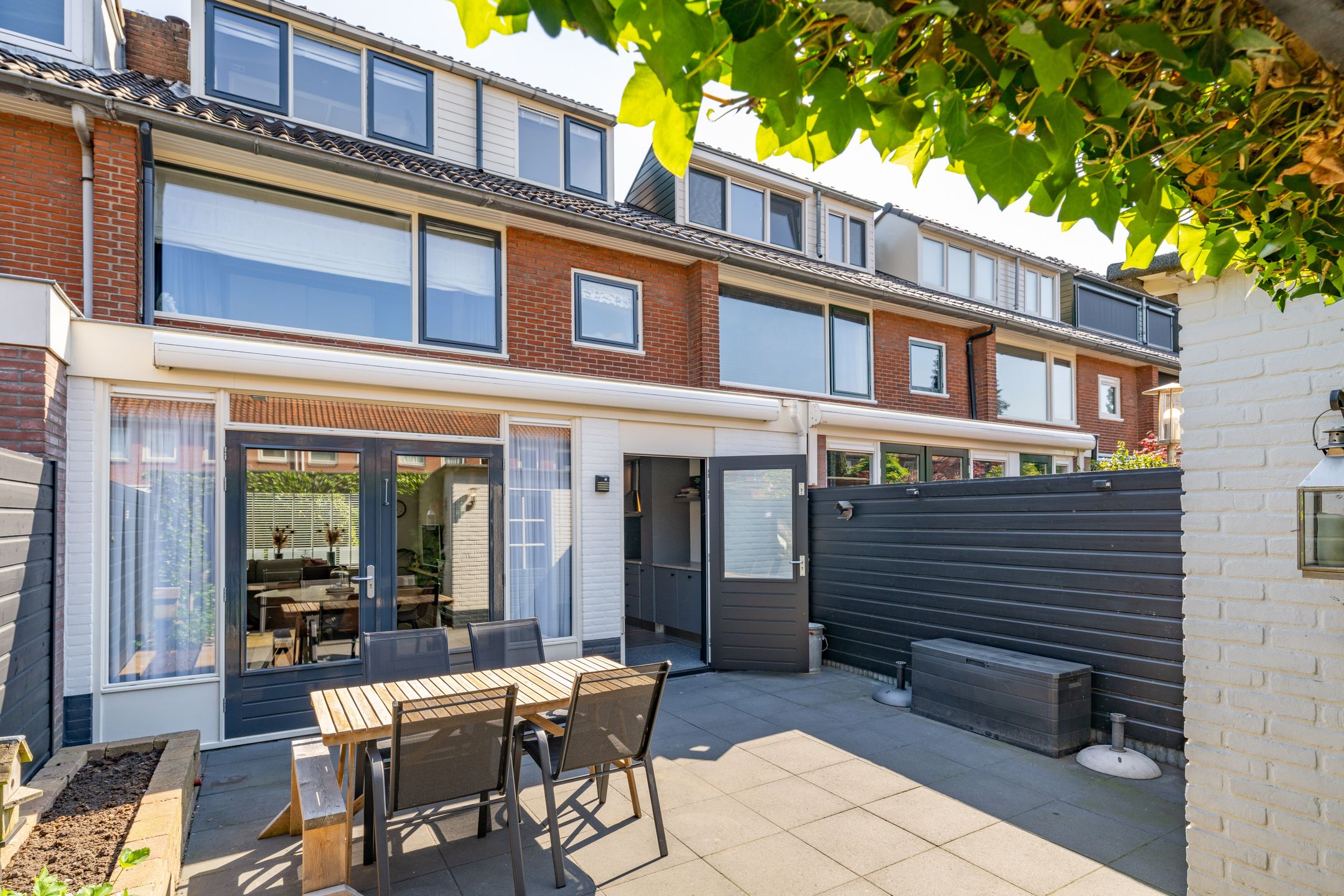 Foto 30 van Laarderweg 214