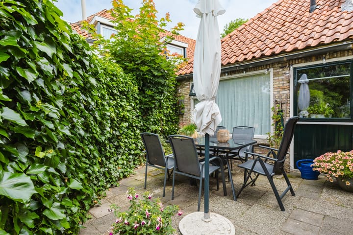 Photo 38 of Hoofdstraat 61