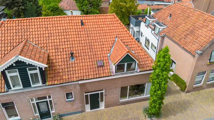 Photo 47 of Hoofdstraat 61