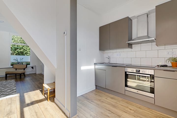 Foto 15 van Akeleistraat 10