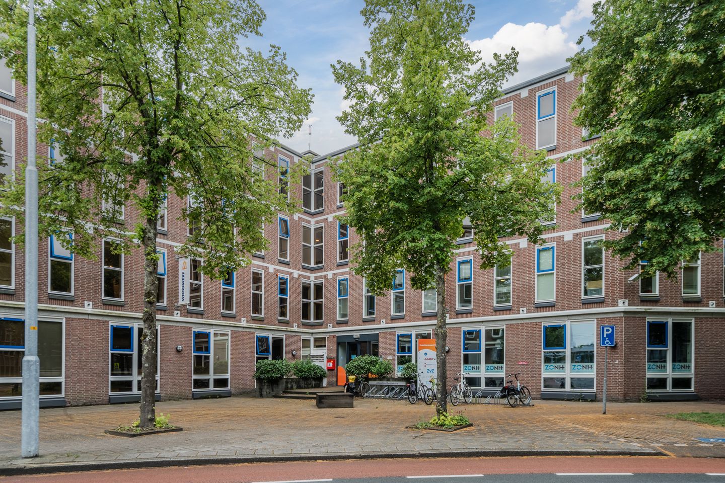View photo 3 of Drechterwaard 102