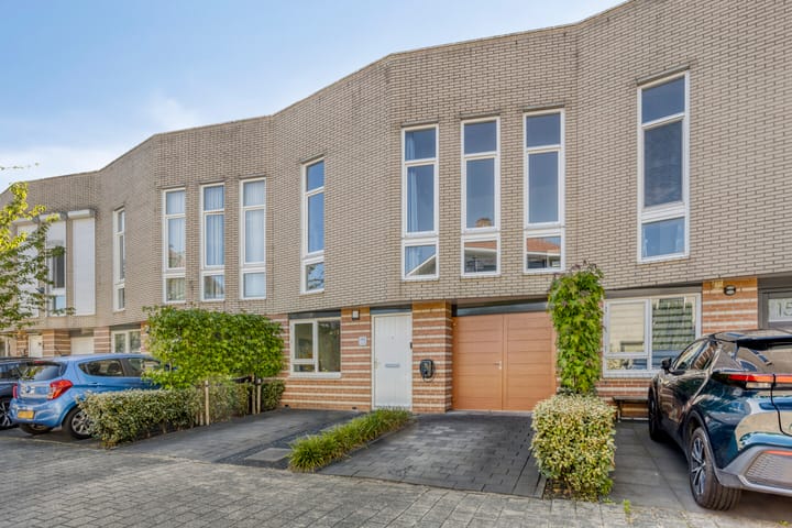 Foto 36 van Robert Stolzhof 155