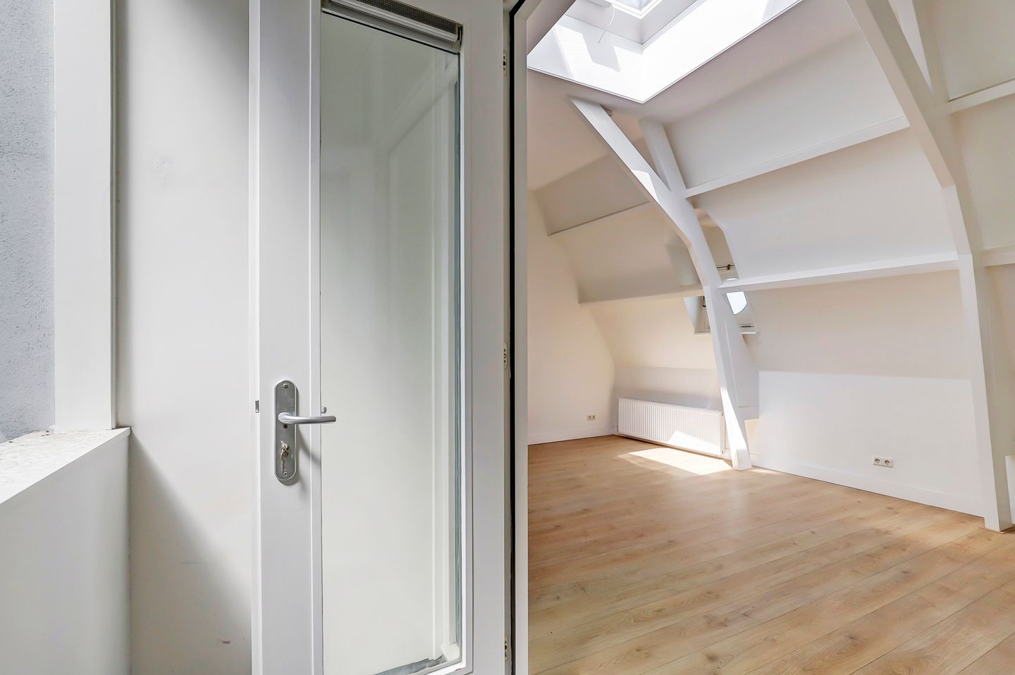 Photo 14 of 's-Gravendijkwal 91-D