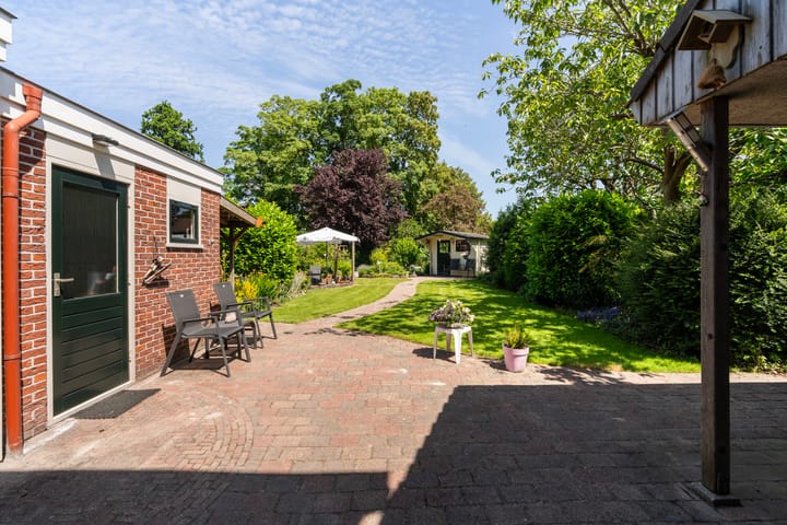 Photo 32 of Skriesstrjitte 35