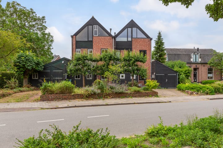 Photo 1 of Willem-Alexanderweg 1