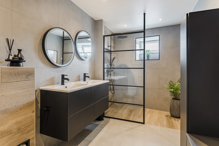 Foto 4 van Regenboog 82