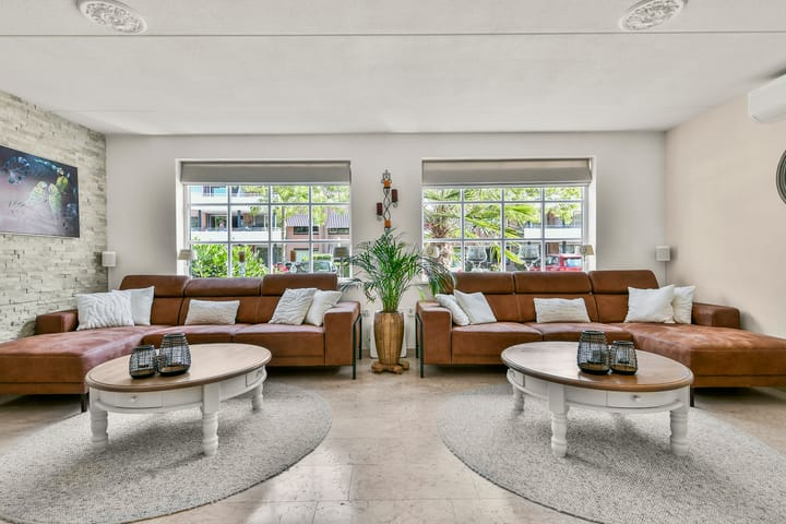 Photo 9 of Hoefbladstraat 12