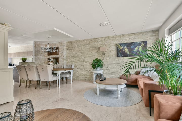 Photo 12 of Hoefbladstraat 12