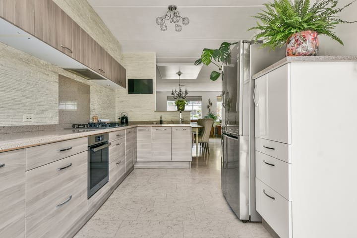 Photo 16 of Hoefbladstraat 12