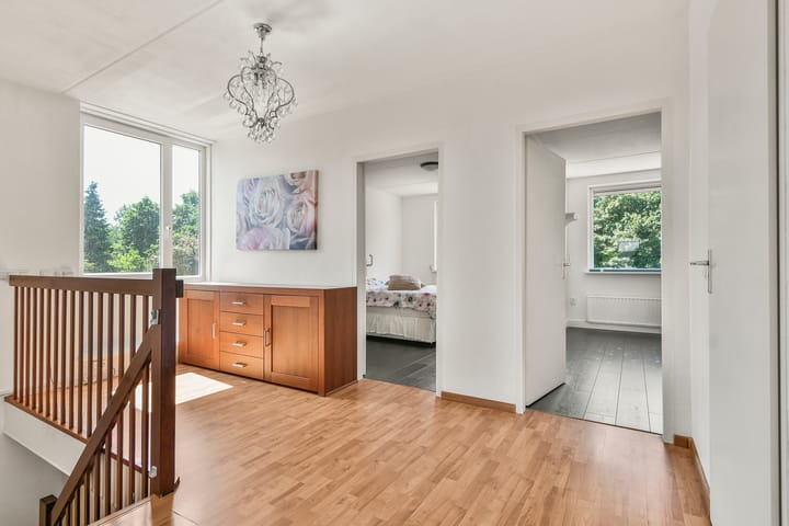 Photo 22 of Hoefbladstraat 12