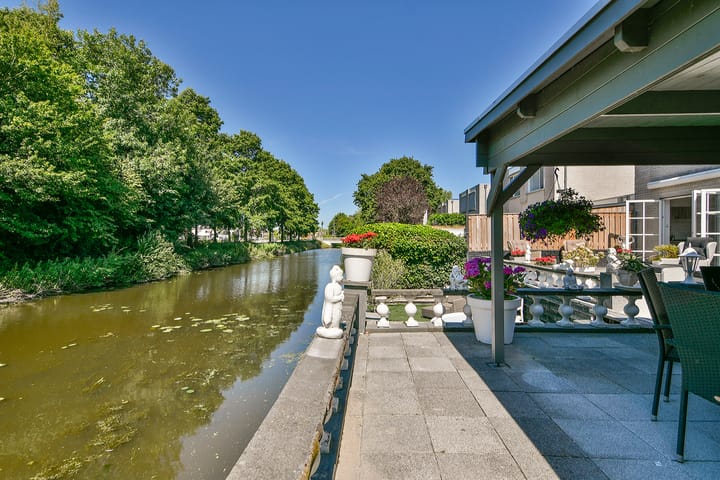 Photo 31 of Hoefbladstraat 12