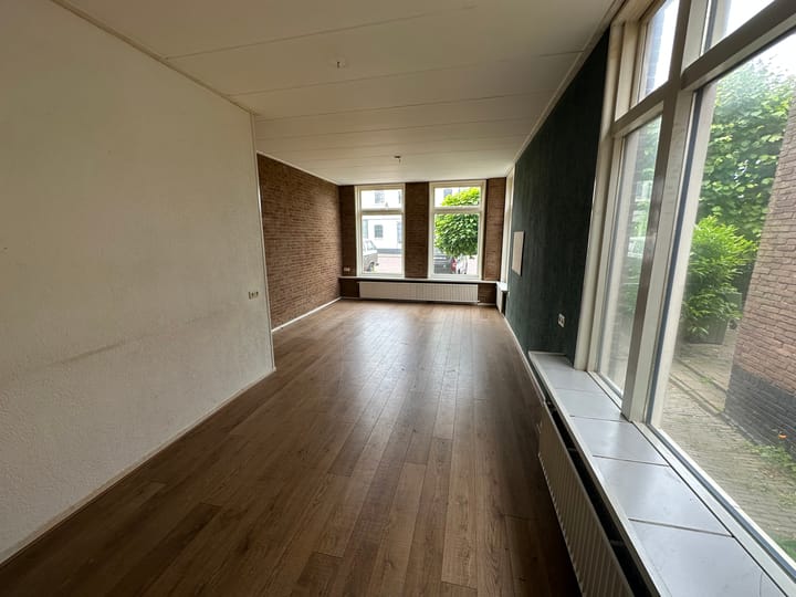 Foto 13 van Leeuwarderstraatweg 2