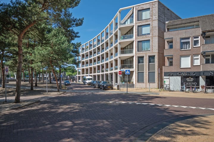 Foto 42 van Stationsplein 59