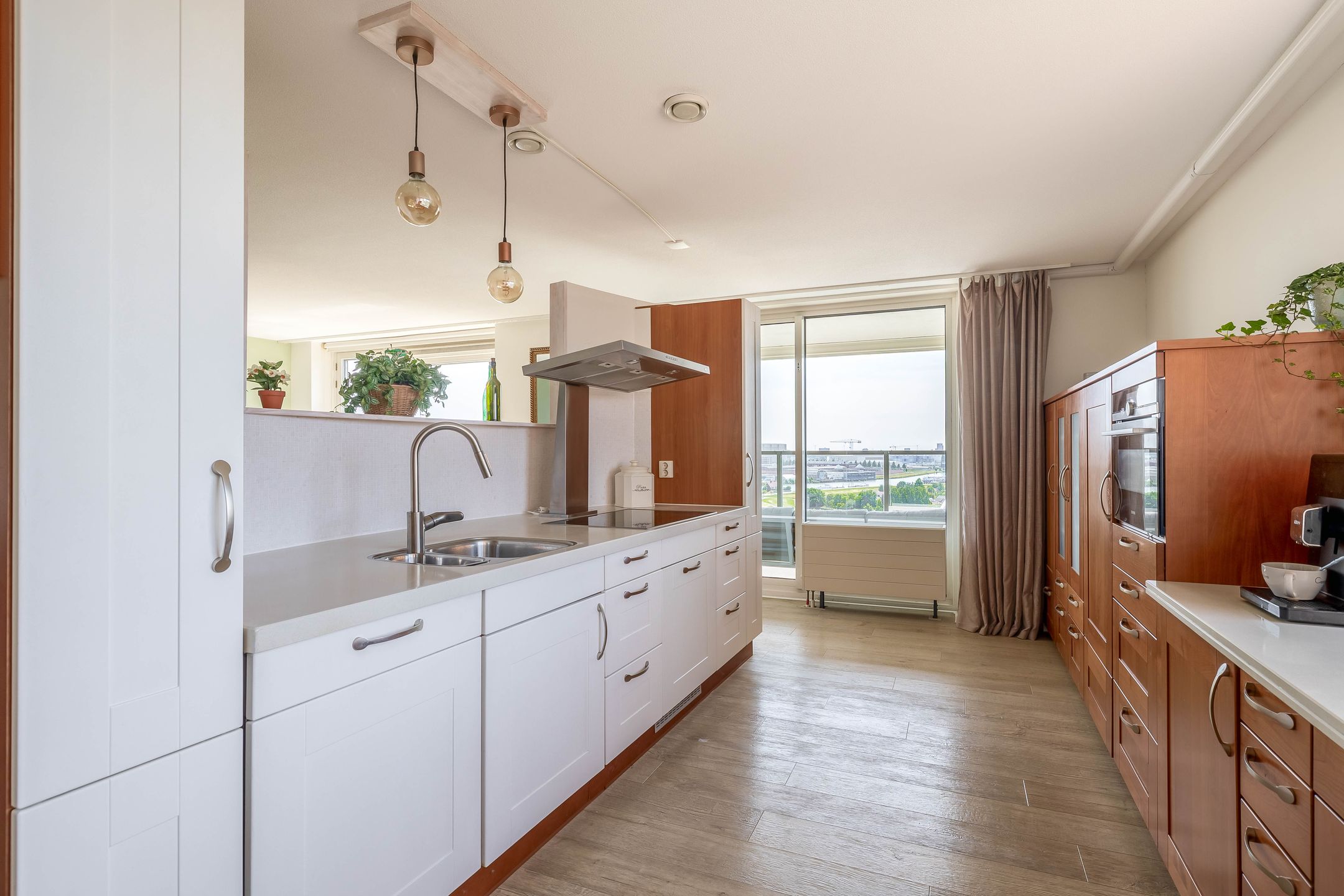 Foto 3 van Ketensezoom 46