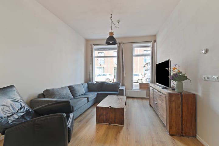 Foto 2 van Dorpsstraat 16