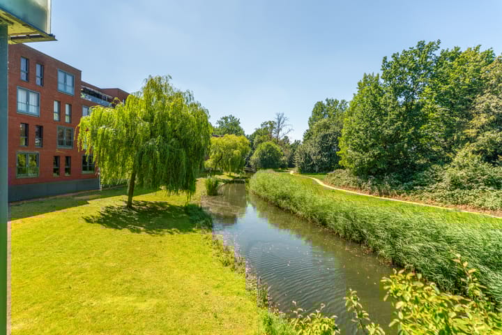 Foto 18 van Veenwortelstraat 85