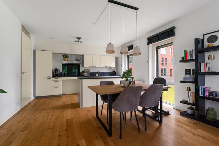 Foto 21 van Veenwortelstraat 85