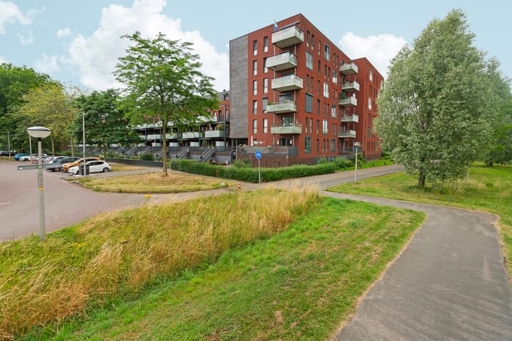 Foto 37 van Veenwortelstraat 85