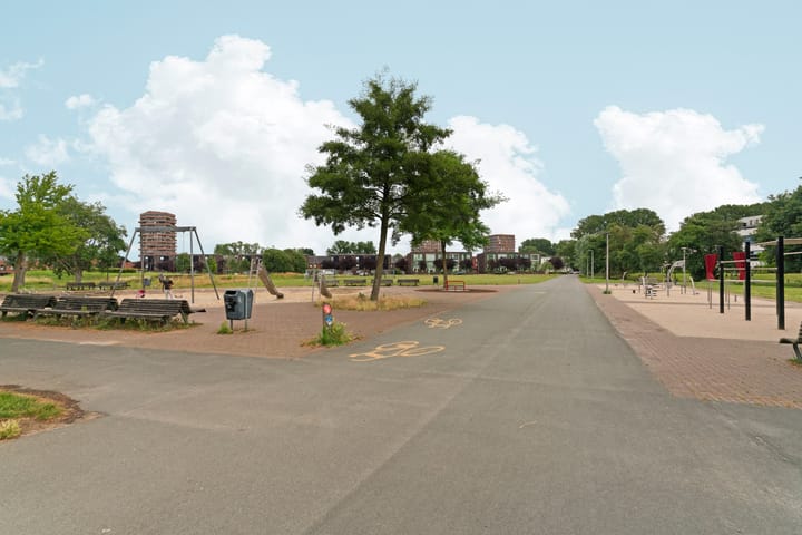 Foto 43 van Veenwortelstraat 85