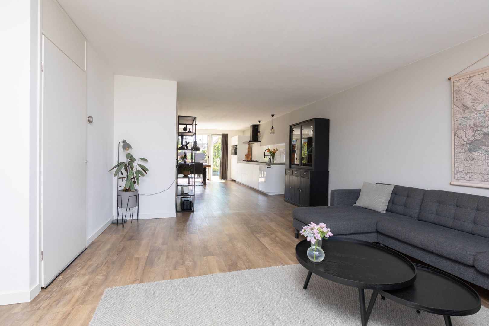 Foto 6 van Zonnedauw 24