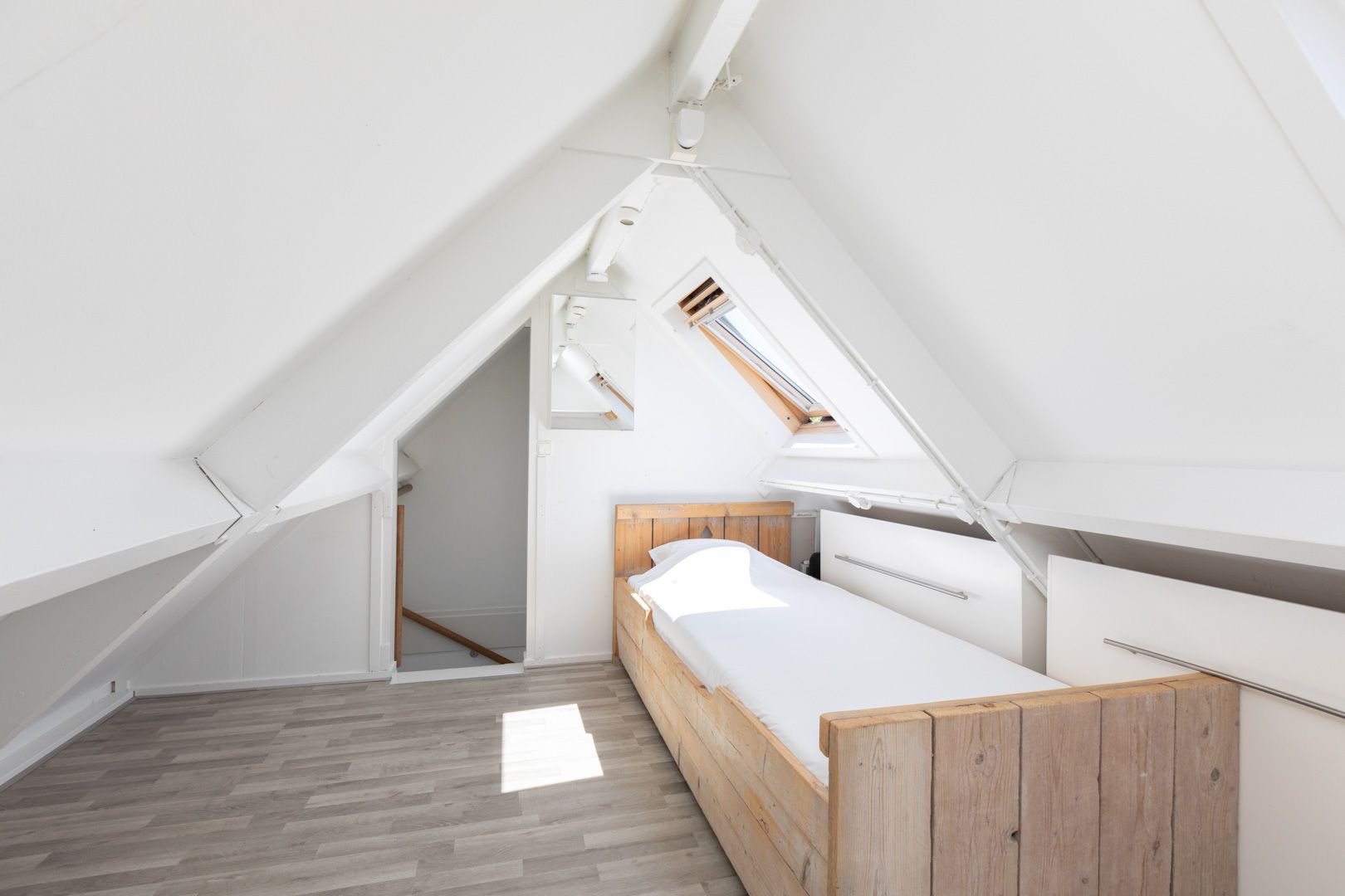 Foto 27 van Zonnedauw 24